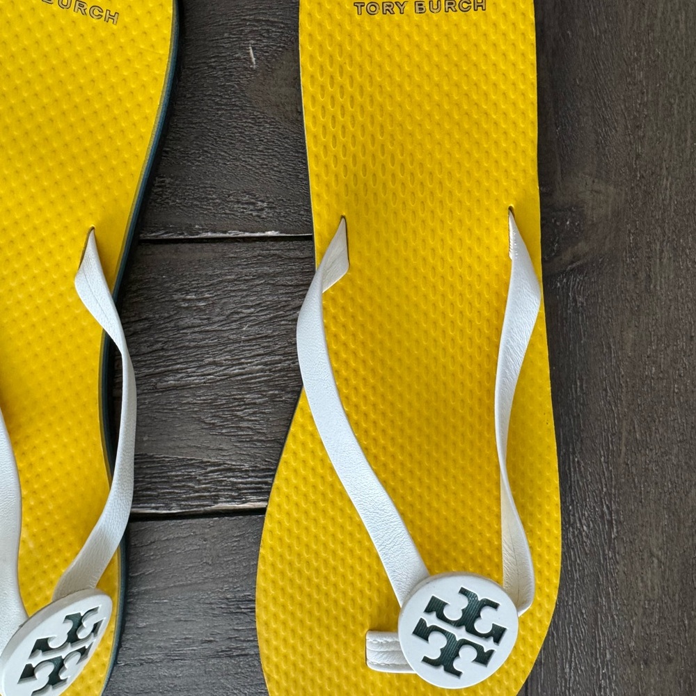 NWOT Tory Burch Minnie Flip Flop Size 10 - Picture 5 of 8